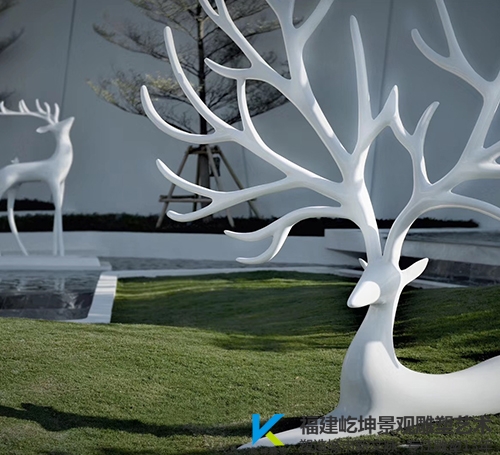 福州龙岩融创观樾台不锈钢鹿雕塑